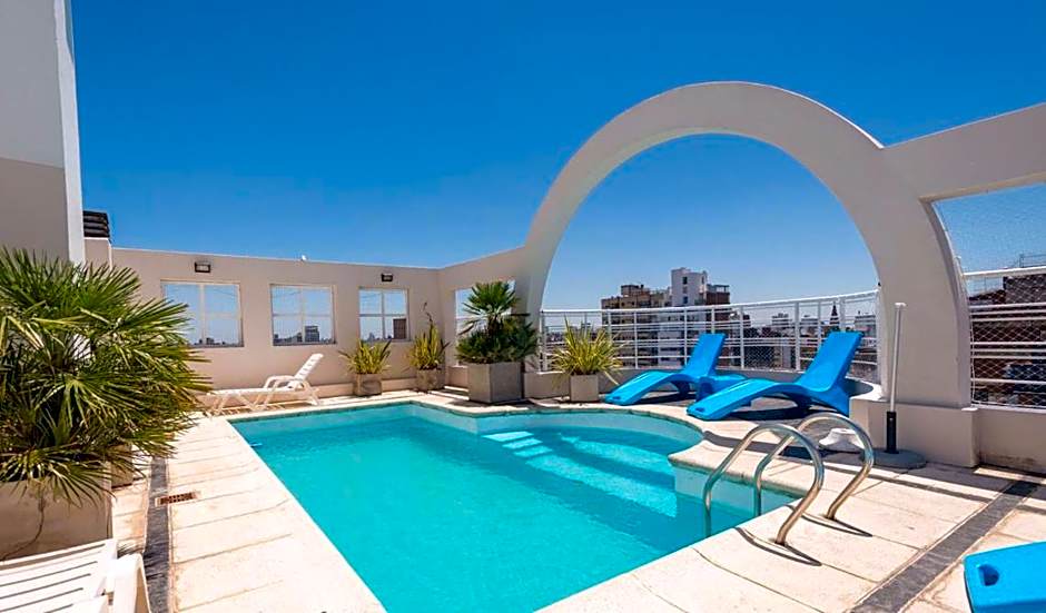 Urquiza Apart Hotel & Suites