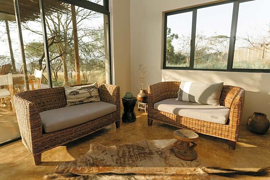 Sensiri Plains Safari Lodge