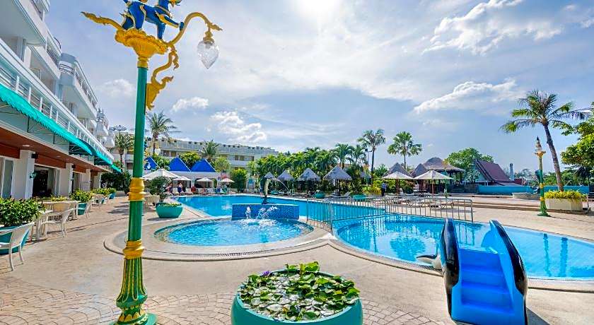 Andaman Beach Suites Hotel