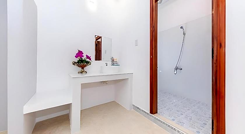 Super OYO 598 Peony Hotel