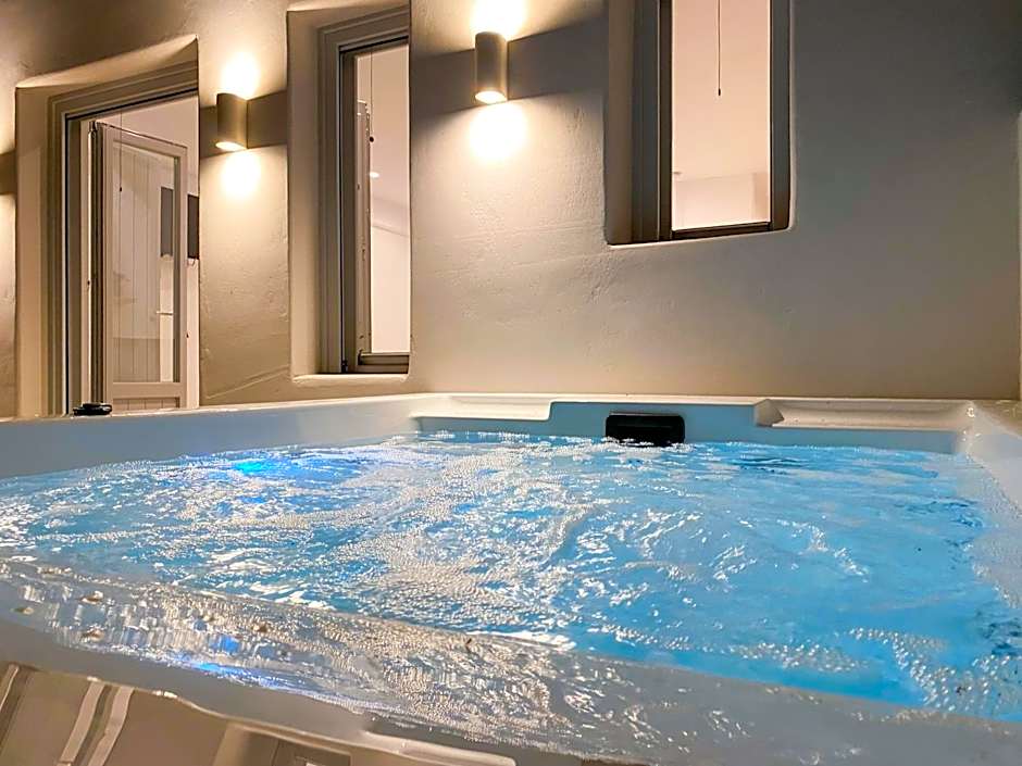 Nohēme Luxury Suites