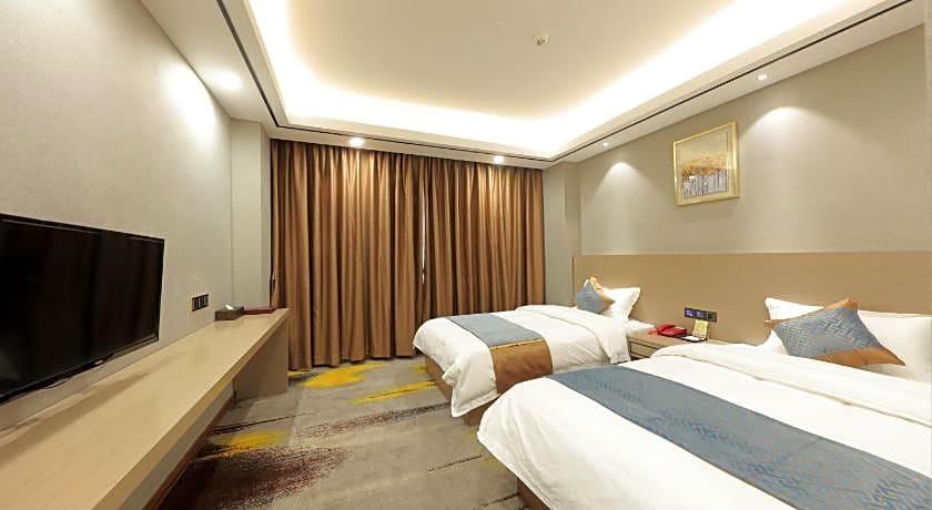 Five Rams City Hotel