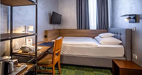 Classic Single Room