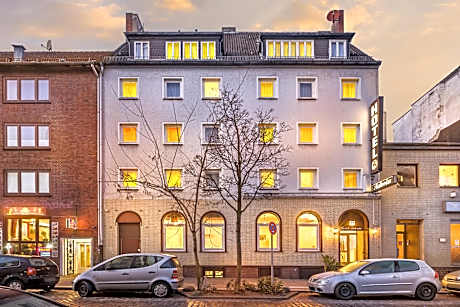 Signature Hotel Astoria