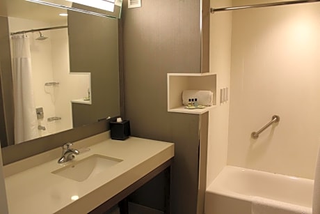 King Room with Sofa Bed - Hearing Accessible