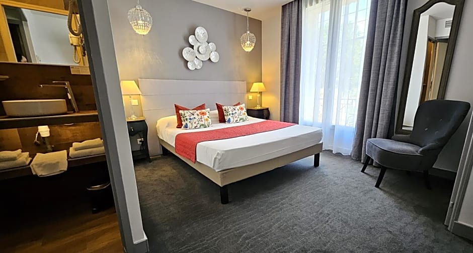 Brit Hotel Acacias