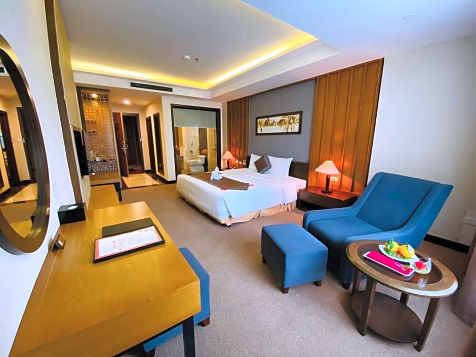 Muong Thanh Luxury Nhat Le Hotel