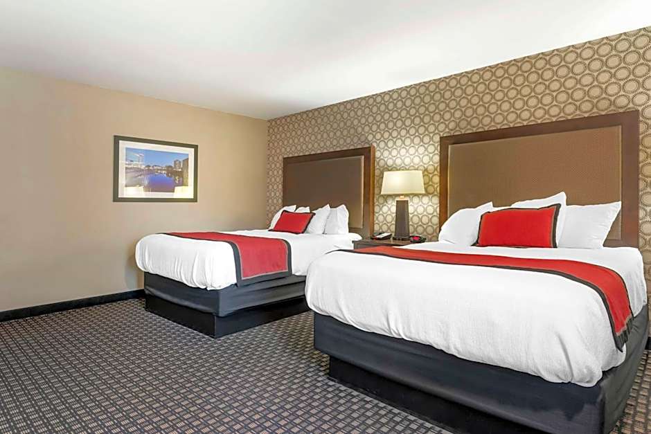 Best Western Plus Ramkota Hotel