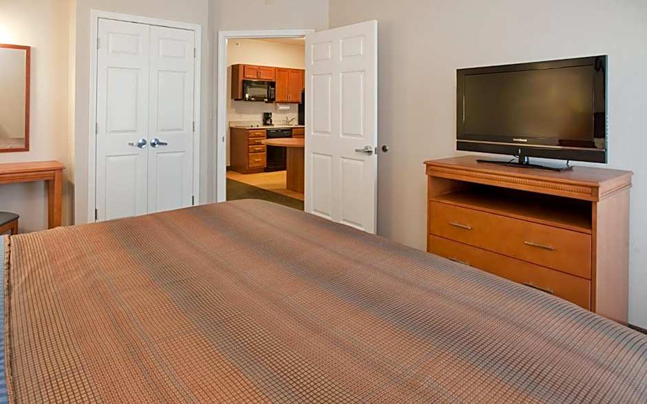 Candlewood Suites Kansas City Northeast By IHG