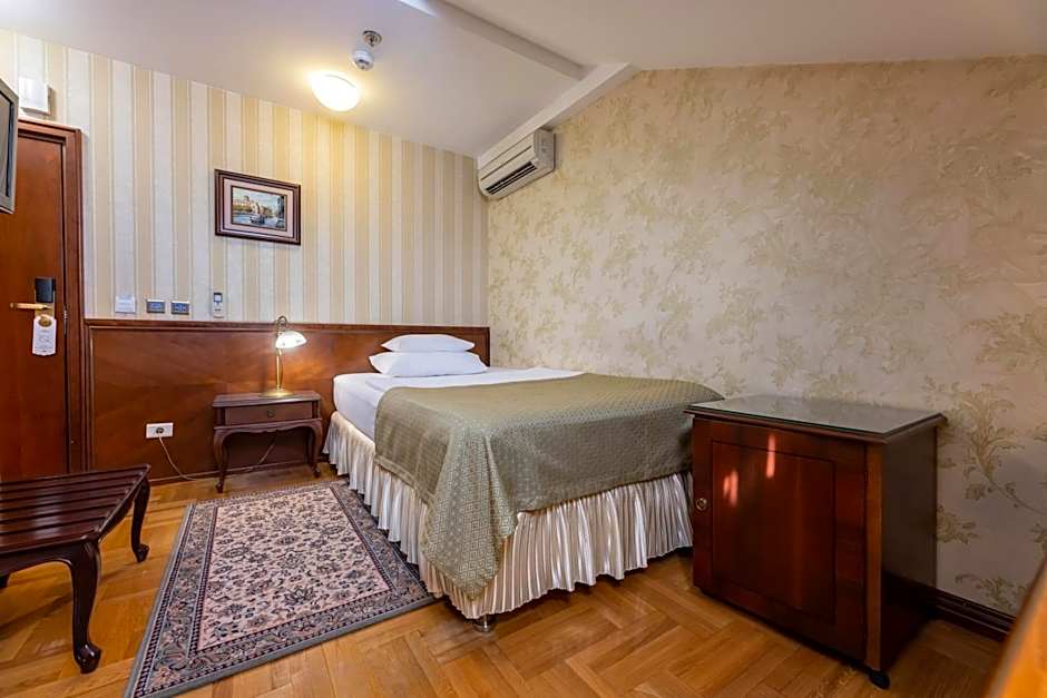 Hotel Moskva