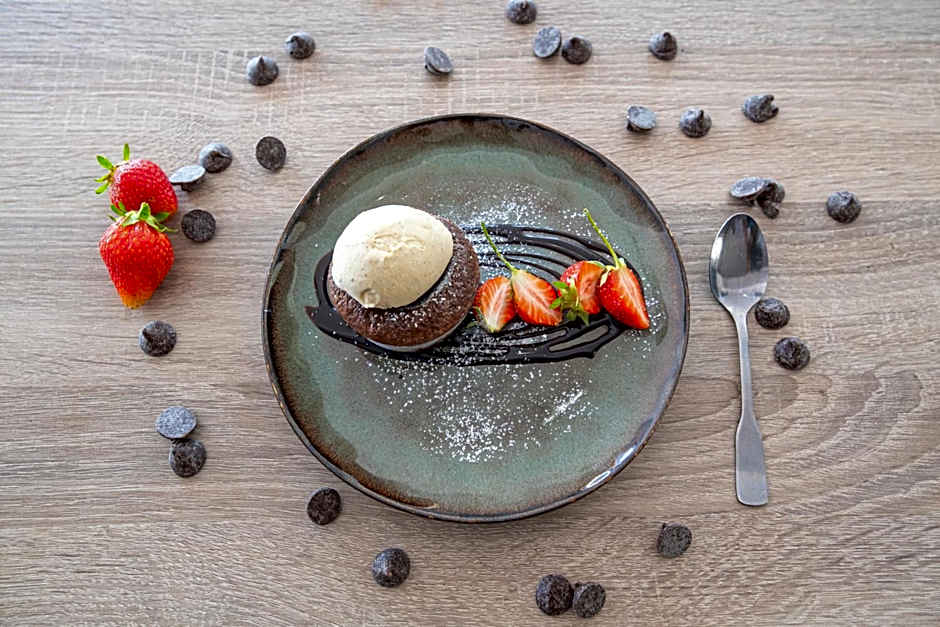 Atoll Hotel Logis Angers, Beaucouzé