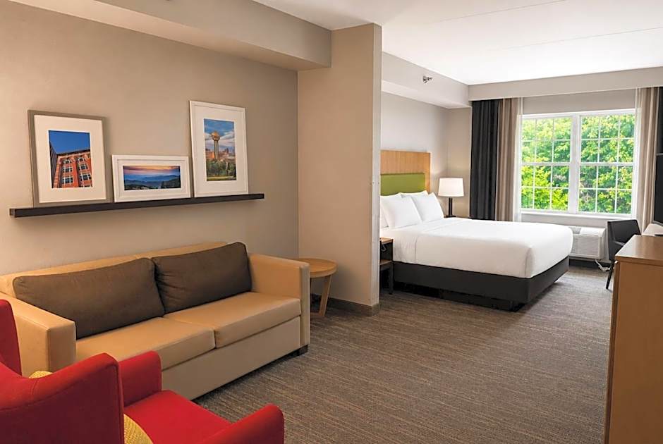 La Quinta Inn & Suites by Wyndam Knoxville West