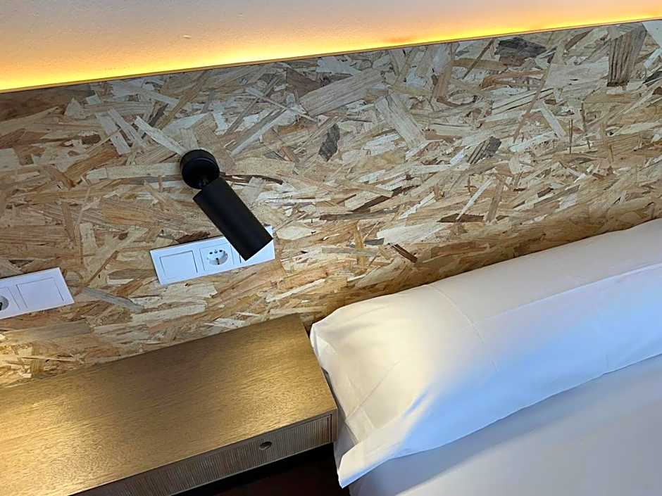 Hotel y Albergue Real Fabrica de Ezcaray