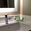 Holiday Inn Manchester Airport By IHG