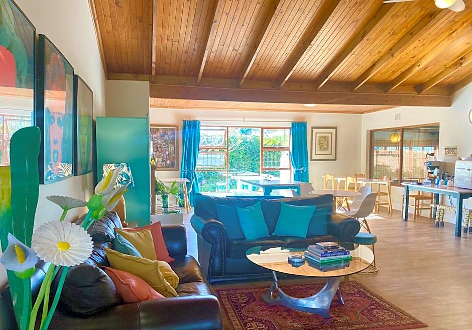 Dolphin Circle Bed and Breakfast