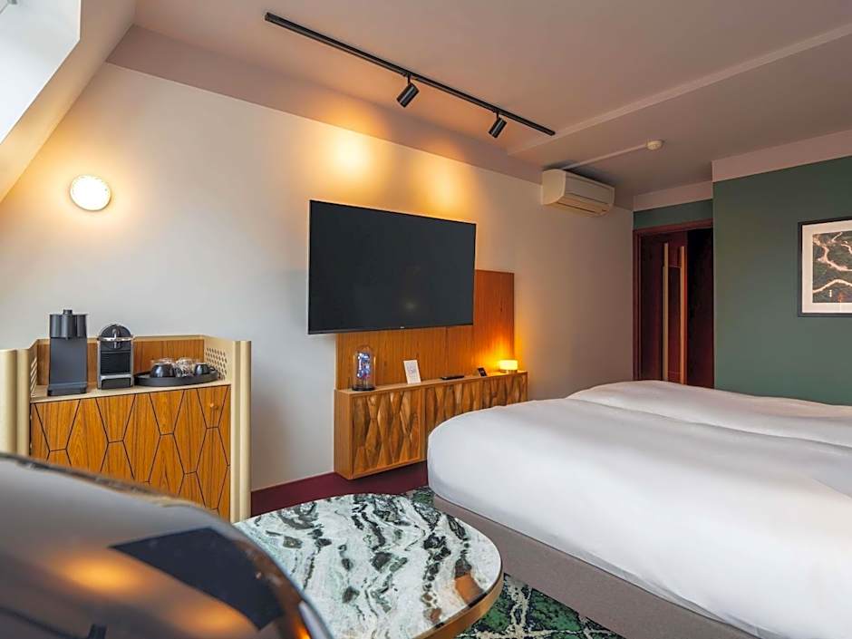 Hotel Maison Louise Lille Centre Handwritten Collection