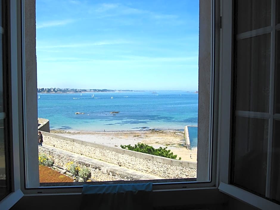 Hôtel La Porte Saint Pierre