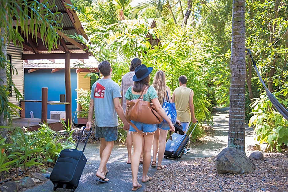 Airlie Beach Magnums - Adults Only