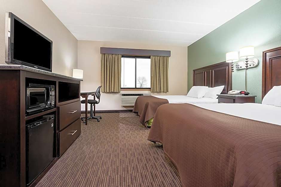 AmericInn by Wyndham West Salem