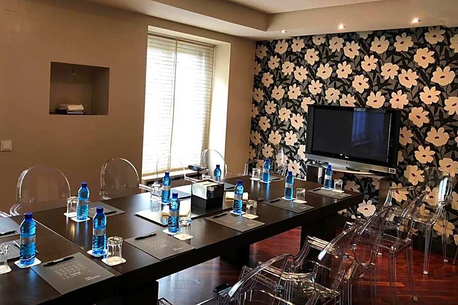 Hotel Moderno Puerta del Sol