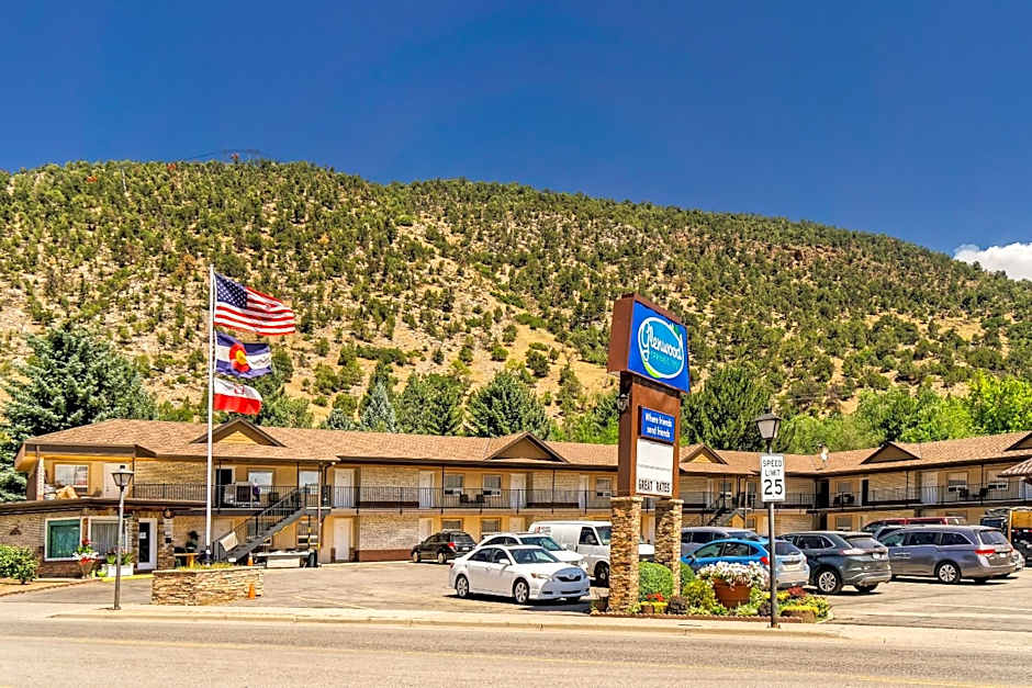 Glenwood Springs Inn