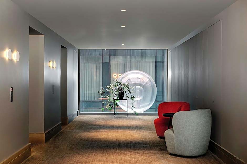 The Stratford, Autograph Collection