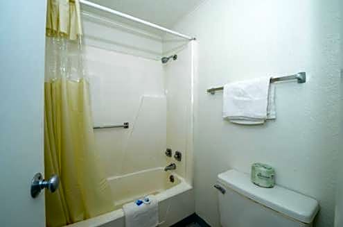 Americas Best Value Inn & Suites Jackson