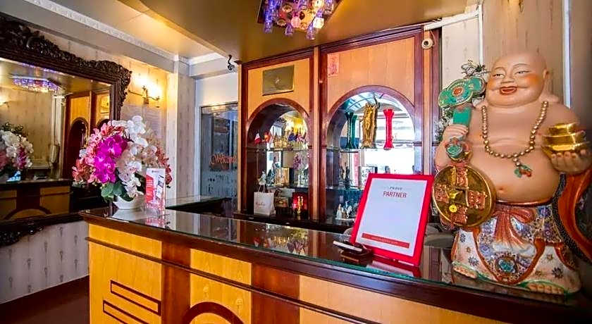 Tan Hoang Long Hotel Nguyen Van Cu