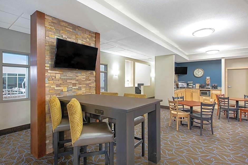 AmericInn by Wyndham Humboldt