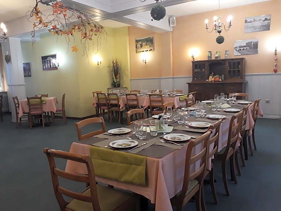 Hôtel Restaurant Aux Deux Roses