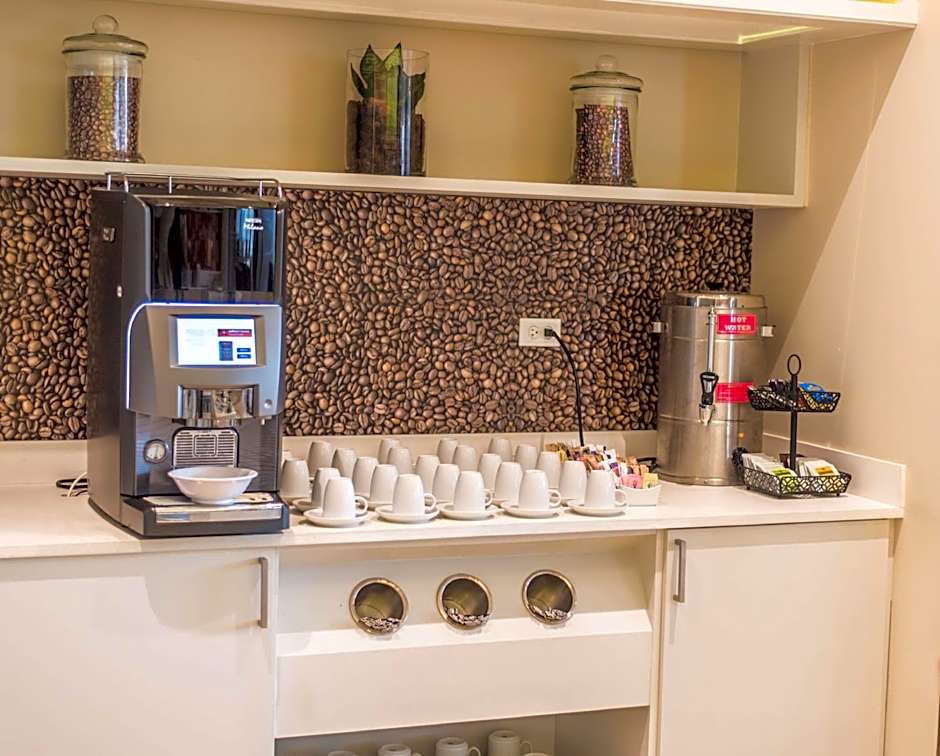 Hampton Inn By Hilton Santo Domingo Airport