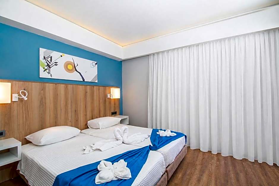 Sunny Days Hotel