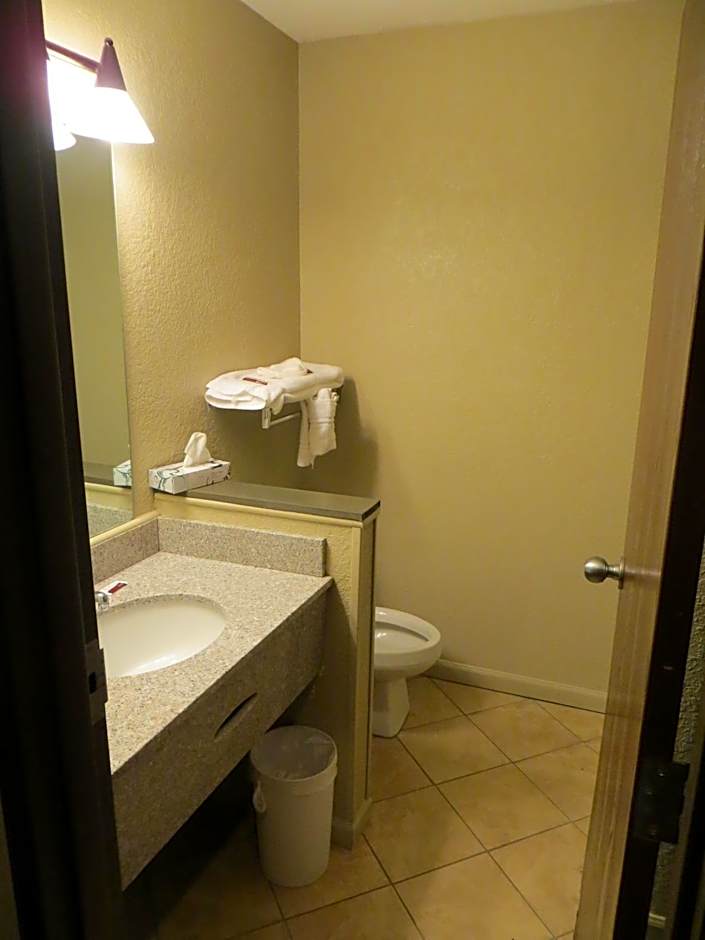 Americourt Hotel and Suites - Elizabethton