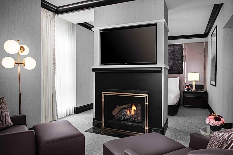 Waldorf Astoria By Hilton Chicago