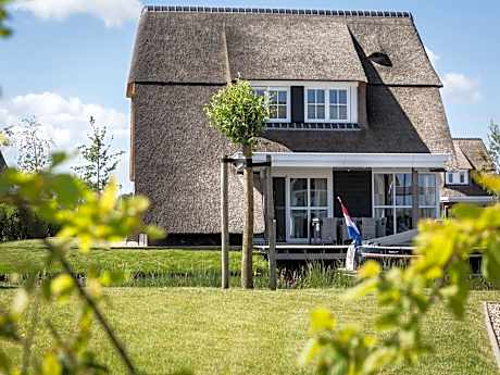 Lakeside Villa with Terrace