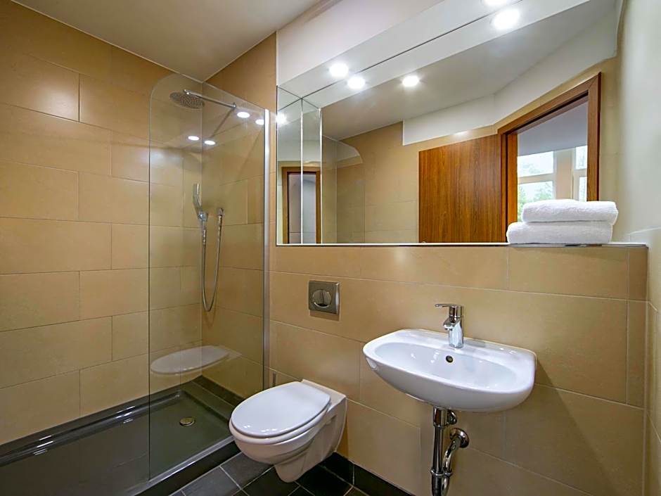 B&B HOTEL Berlin-Adlershof