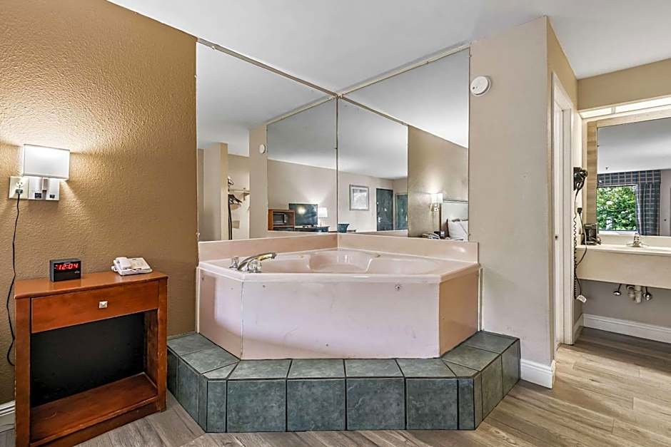 Quality Inn Quincy - Tallahassee West