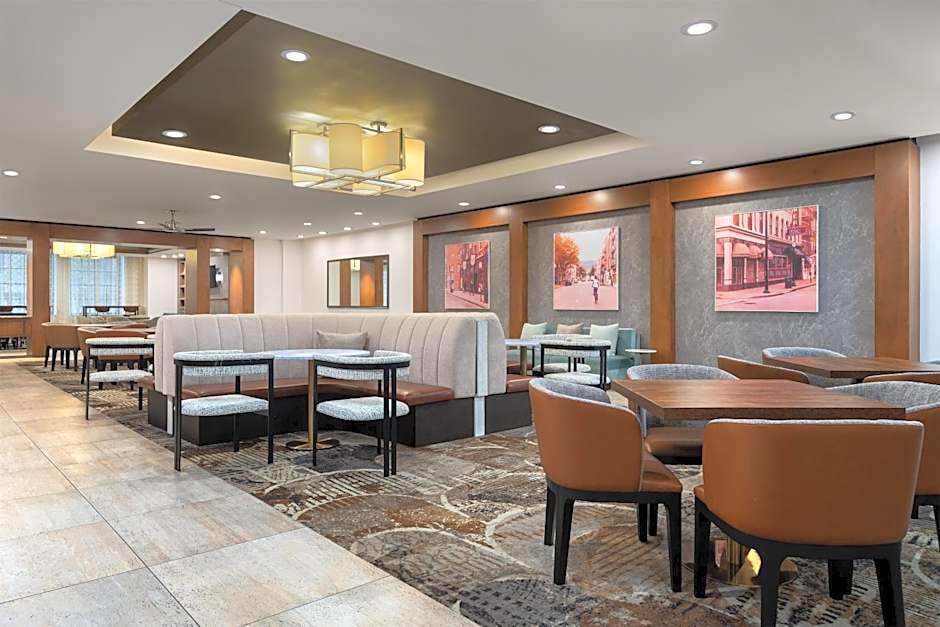 Homewood Suites By Hilton Cincinnati-Downtown