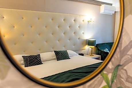 Privilege Quadruple Room with Terrace