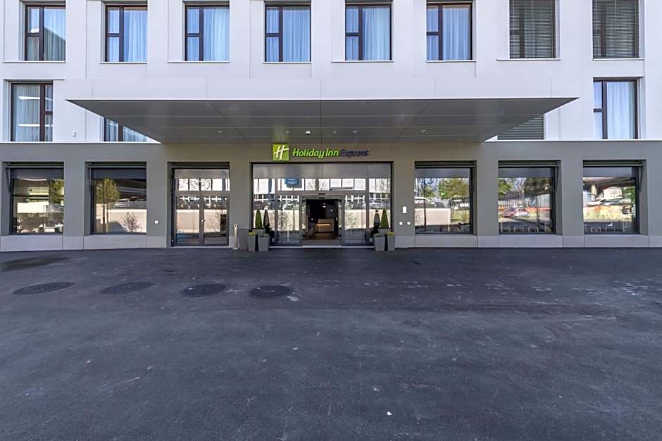 Holiday Inn Express Luzern - Kriens By IHG