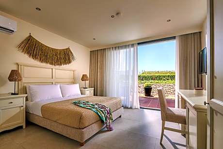 Standard Suite with Garden View