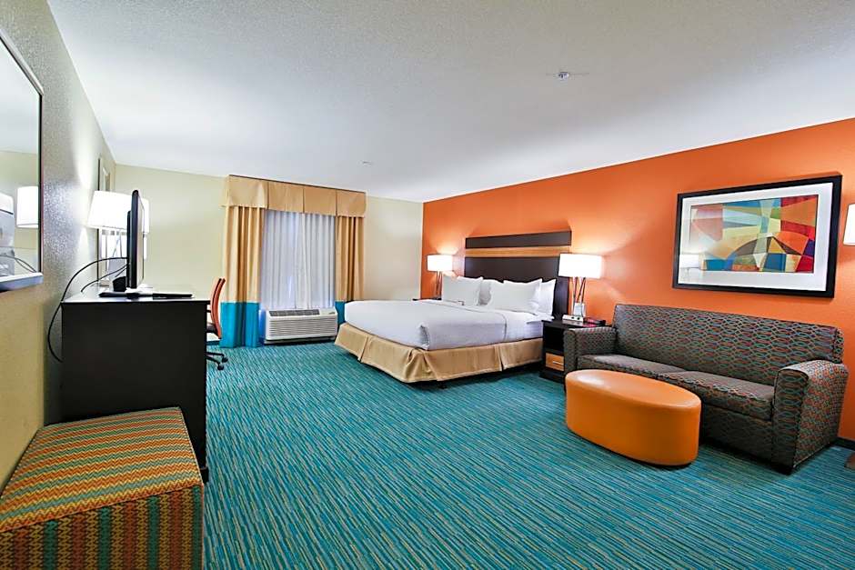 Holiday Inn Bismarck By IHG
