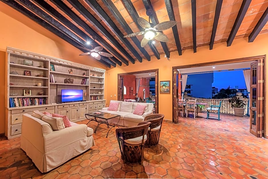 Villa Lola - Adults Only