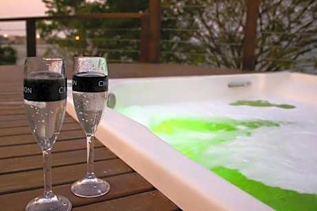 Casa de Frente pro Mar com Piscina - PLH004