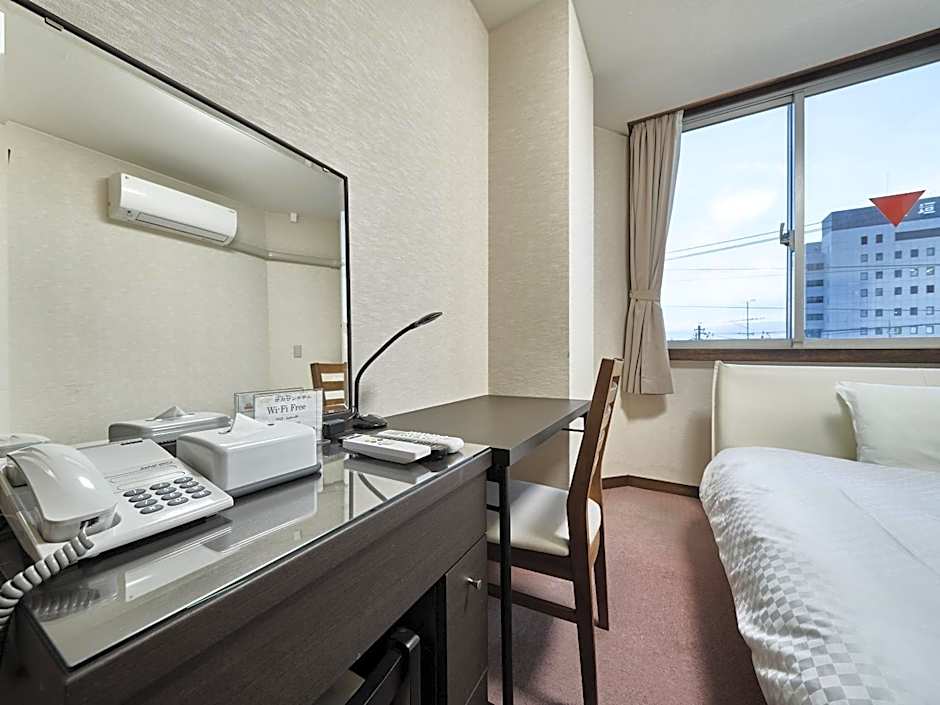Okasan Hotel