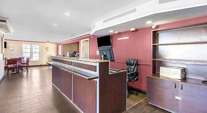 OYO Hotel Tulsa N Sheridan Rd & Airport