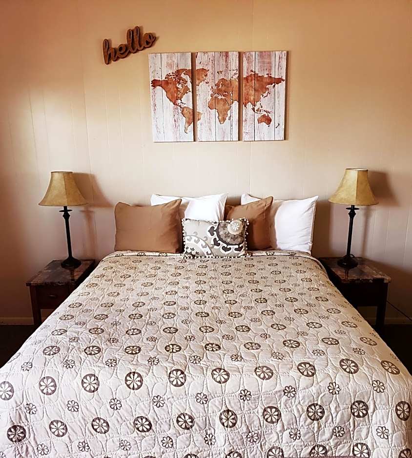 Red Rock Motel and Dam Motel