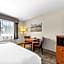 Best Western Inn At The Rogue