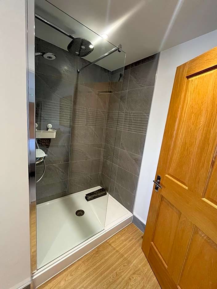 Beachcliff Rooms & Apartments