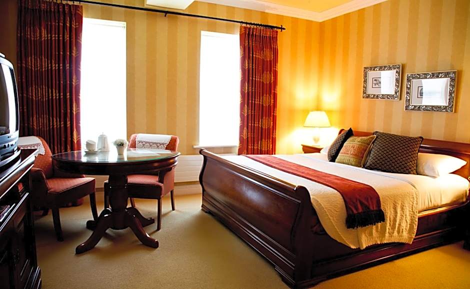 Ardmore Country House